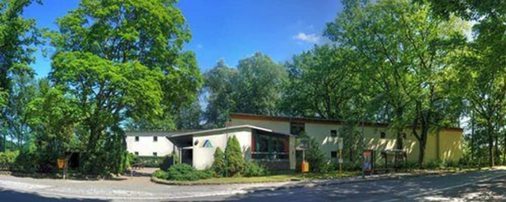 Jugendherberge Ernst Reuter Glienicke/Nordbahn Exteriör bild